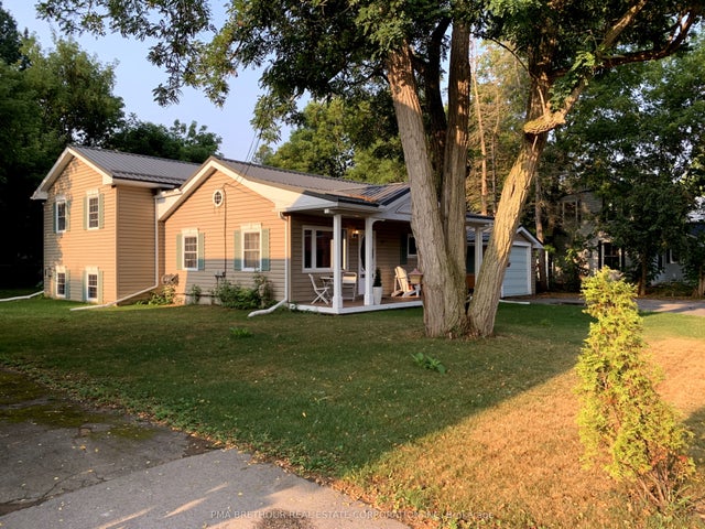 112 Drummond Street W, Merrickville-Wolford