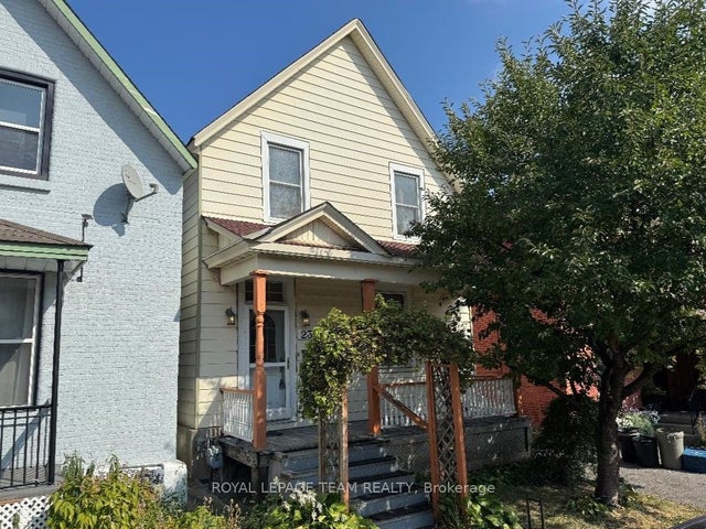 235 Cambridge Street N, West Centre Town