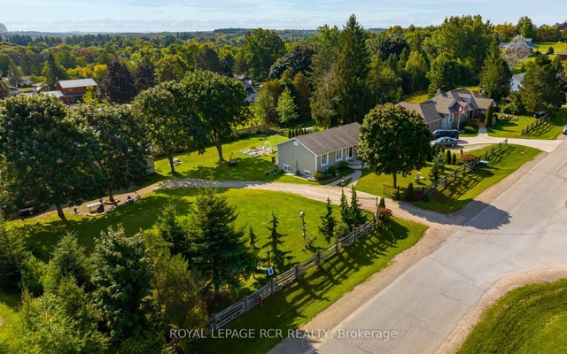 16 Barbour Drive, Erin