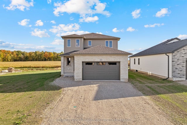 127 Victoria Avenue E, South Huron