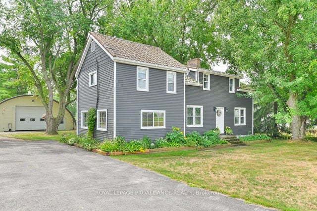 425 Rosebush Road, Quinte West