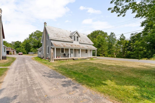 3698 Carp Road, Carp - Huntley Ward