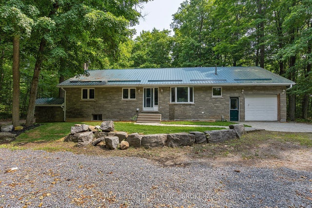 918 Fry Road, Prince Edward County