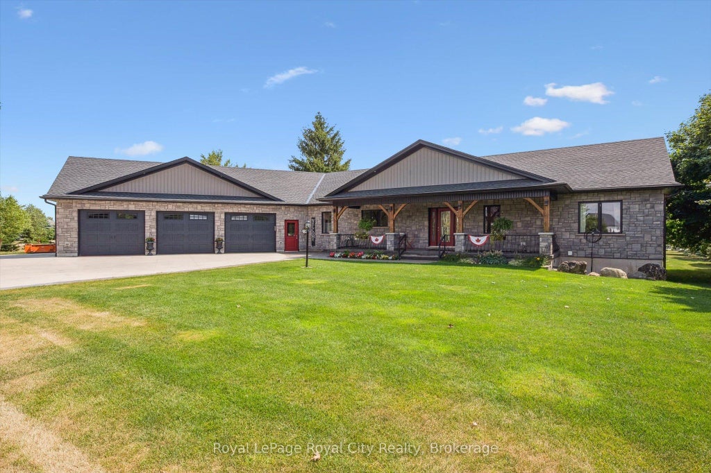 100 Harris Crescent, Southgate