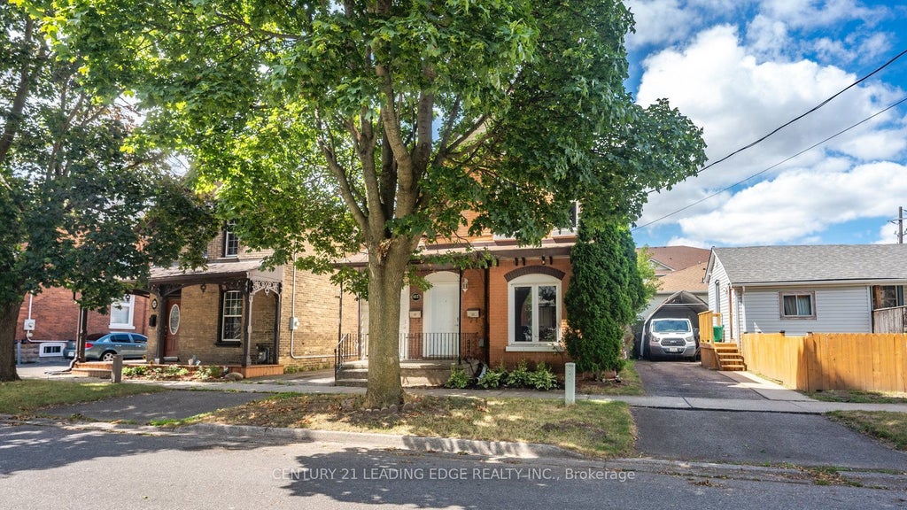 294 Park Avenue Main Fl, Brantford