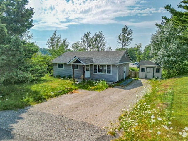 8 Edward Street, Parry Sound