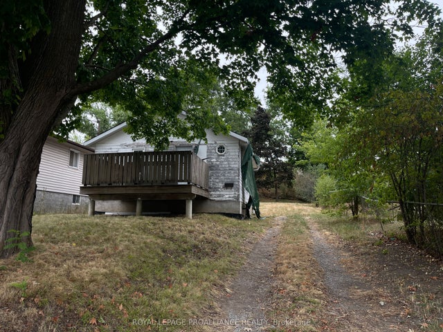 440 Bellevue Street, Peterborough North