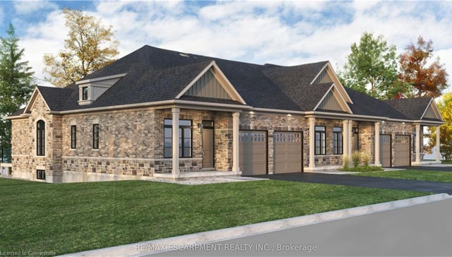912 Garden Court Crescent, Woodstock
