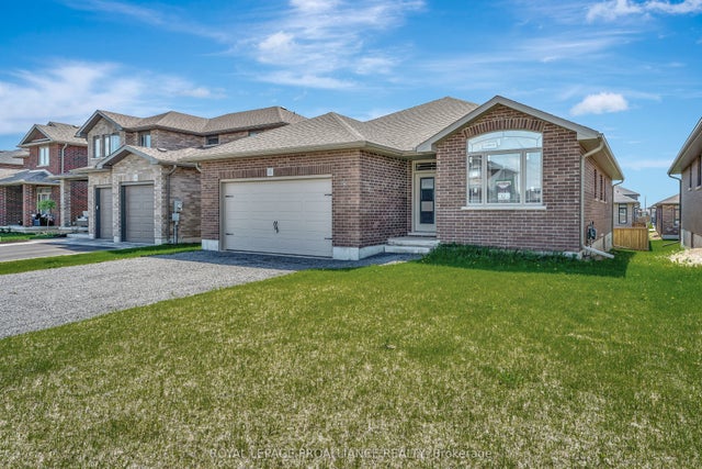 15 Andrew Crescent, Quinte West