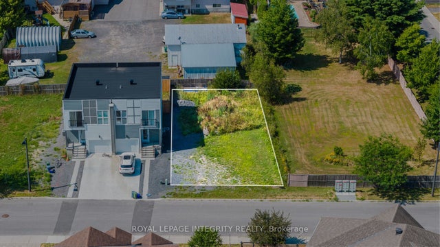 877b Contour Street, Orleans - Convent Glen and Area