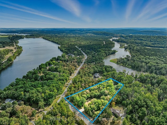 180 Riverside Drive, Trent Hills