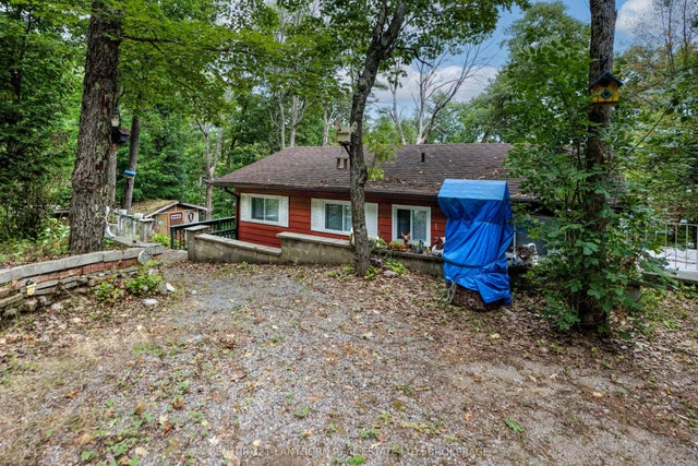 1024 See Drive, Frontenac