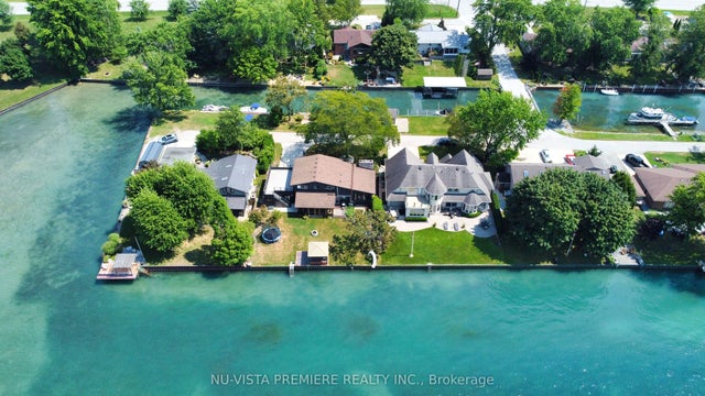 3943 Seaway Road, St. Clair