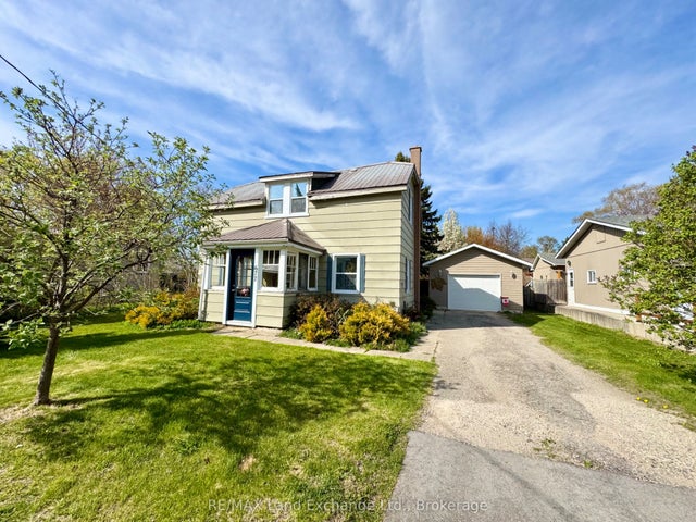 677 Louis Street, Saugeen Shores