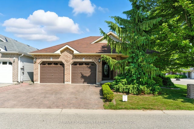 50 Upper Canada Drive, Norfolk