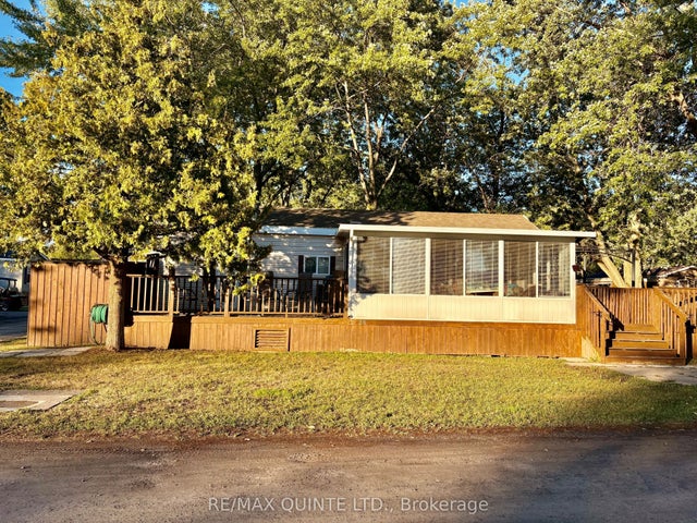 486 County Rd 18 Road 20 Cherry Beach Lane, Prince Edward County