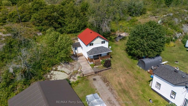 1027 Riverside Drive, Parry Sound Remote Area