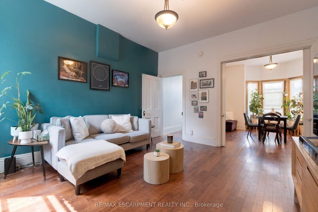 132 Ferguson Avenue N, Hamilton