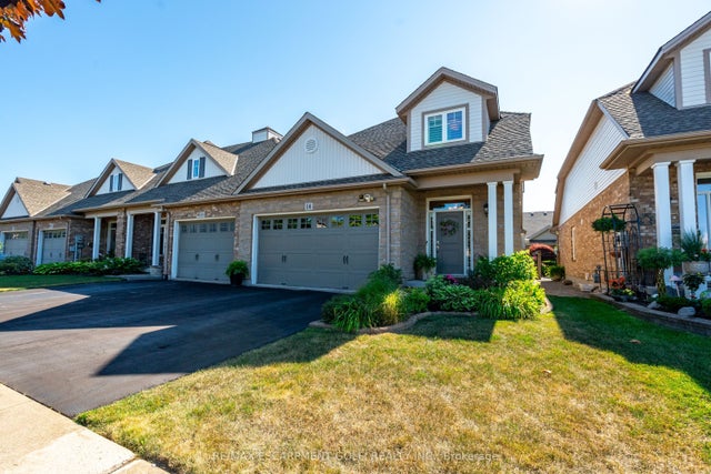 56 Videl Crescent N, St. Catharines