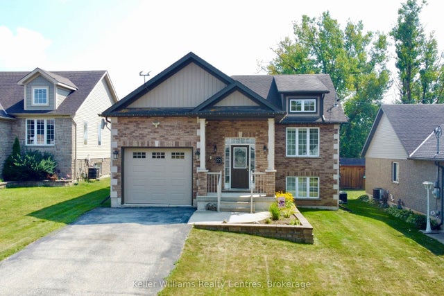 275 South Street E, West Grey