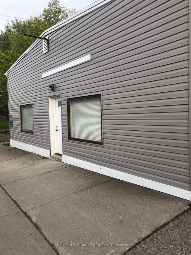 273 Thompson Road Unit 3, London South