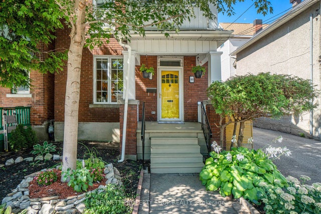 60 Melrose Avenue, West Centre Town