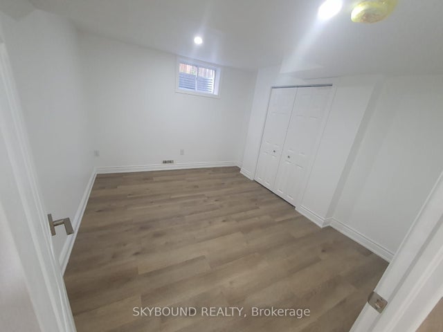 1830 Gough Avenue Bsmt, London North