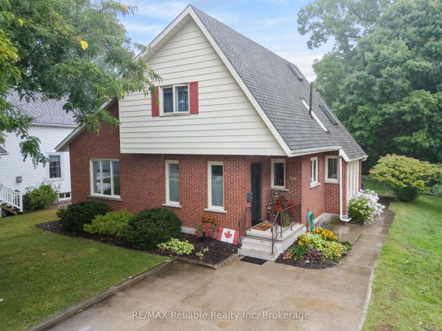 88 East William Street, Huron East