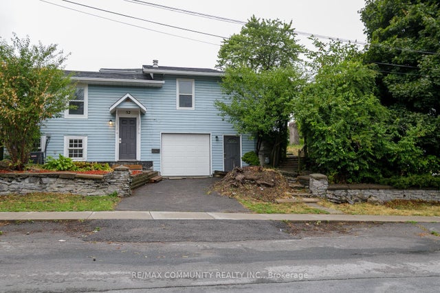 52 Hillside Street, Belleville