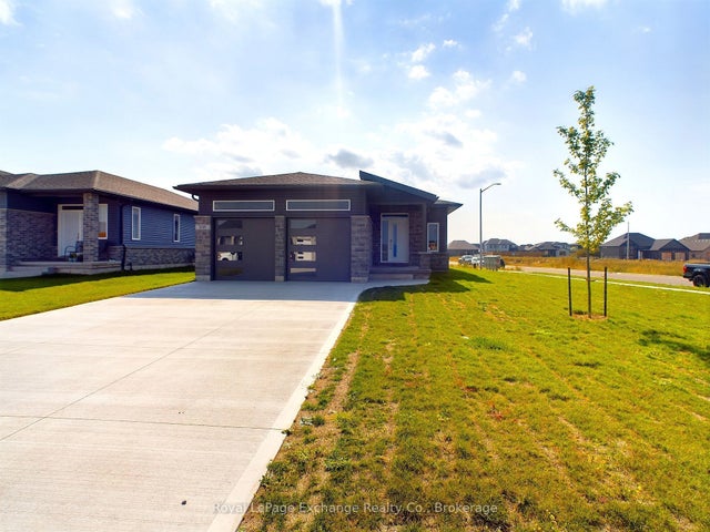 336 Mary Rose Avenue, Saugeen Shores