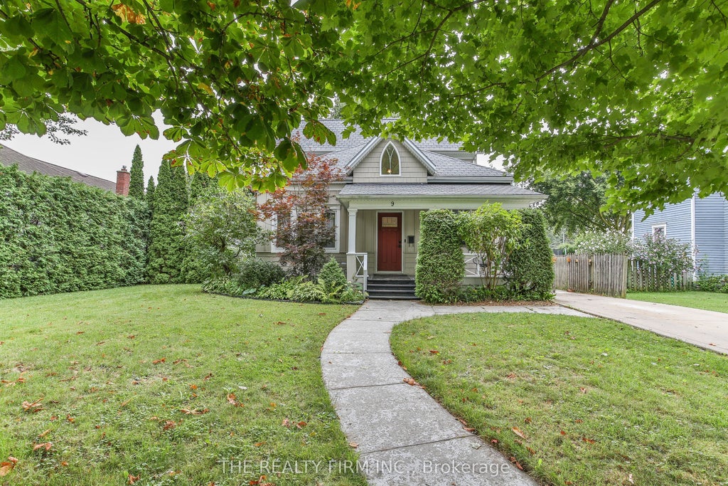 9 East Avenue, St. Thomas