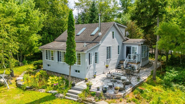 1049 Ninatigo Lane, Algonquin Highlands