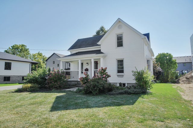 2617 Queen Street, Strathroy-Caradoc