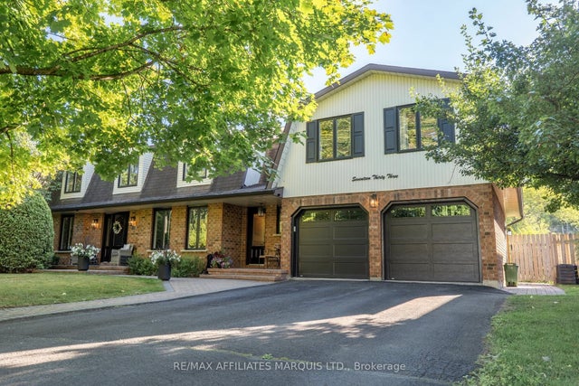 1733 Blakely Drive, Cornwall