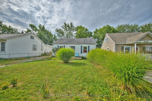 6120 Cadham Street, Niagara Falls