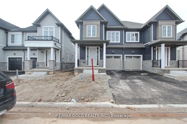 127 Molozzi Street, Erin