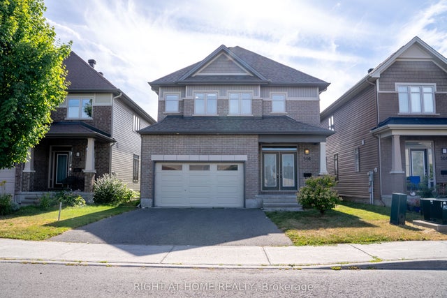 506 Peerless Street, Barrhaven