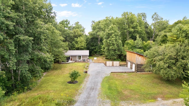 788 French Line Road, Lanark Highlands