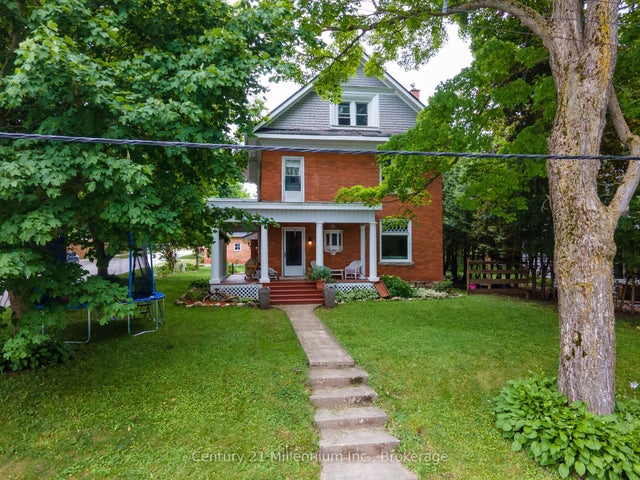 45 Mark Street W, Grey Highlands