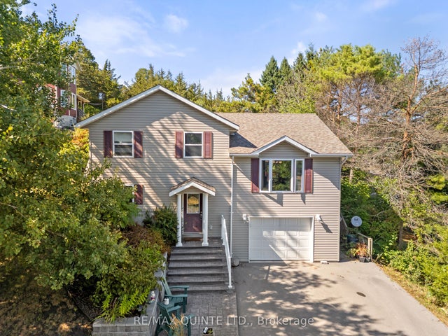 60 Concession Road, Quinte West