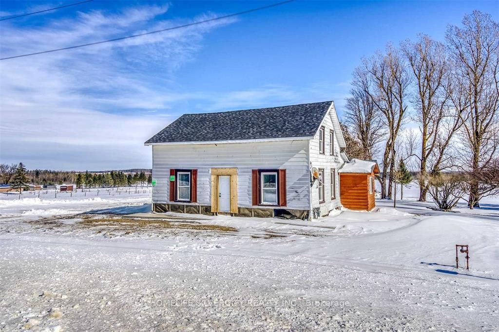 634555 Highway 10 Road, Mono