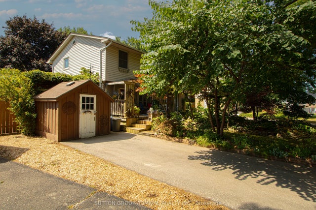 59 Breckenridge Crescent, London South