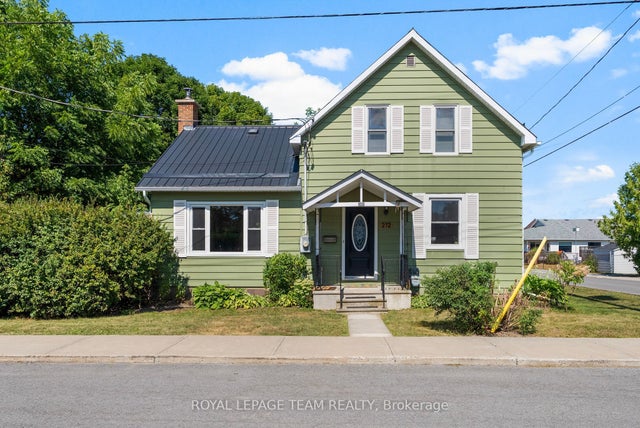 212 Prince Street W, Renfrew