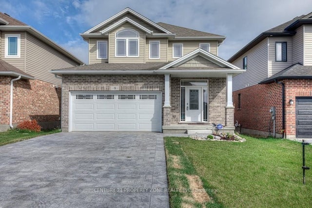 8 Chamberlain Avenue, Ingersoll