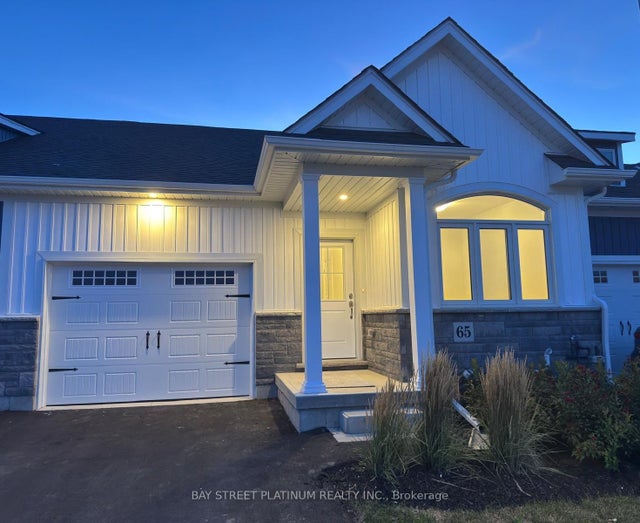 65 Wiley Trail E, Welland