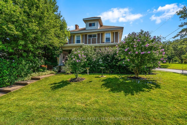 2 Carleton Street N, Thorold