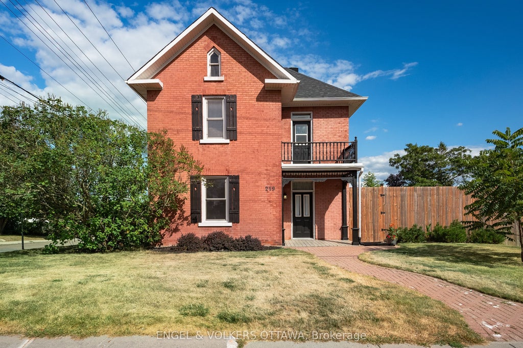 219 John Street N, Arnprior