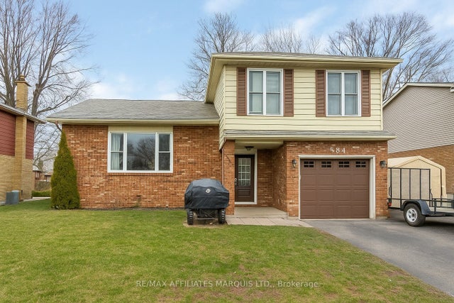 584 Kirkwood Street, Cornwall