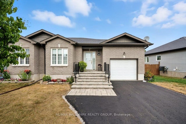 40 Lee Avenue, Smiths Falls