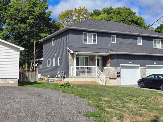 68 Hickory Street, Gananoque